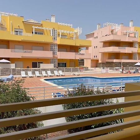 Royal Cabanas Golf Blue Condominio Privado Sossegado - Reservas De Sabado A Sabado Conceicao  Exterior photo